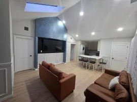 Elegant 3 bedroom, 2 full bathroom in Uniondale
