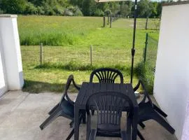 Studio de plein pied avec terrasse