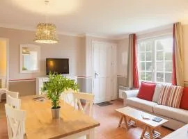 Chic Holiday Base with Pool in Branville