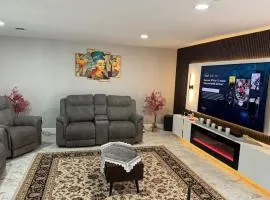 Luxury Retreat, Fully Renovated & Comfort