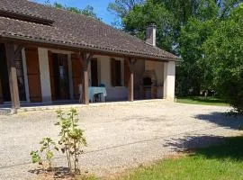 Maison confortable près de Périgueux avec cheminée, jardin et animaux admis - FR-1-616-10