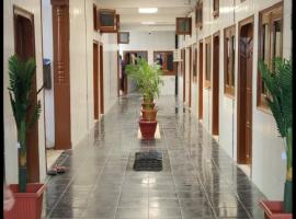 Hotel O Flamingo, готель у місті Pātan
