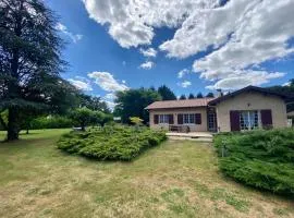 Maison paisible au cœur du parc des Landes