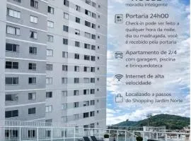 House Barcelona garagem piscina e Academia