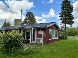 2 Bedroom Pet Friendly Home In Jyllinge