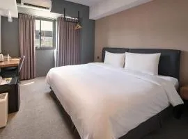 Doudian DDiNN Hotel