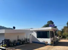 บ้านพักภูรดา ที่พักดอยช้าง เชียงราย