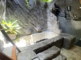 Ama Eco Lodge