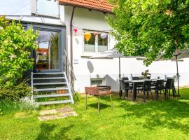 Cosy Family Home, hotel sa Tuningen