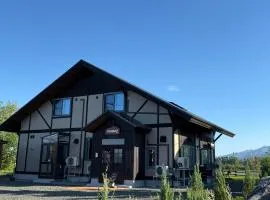 Furano Cozy Whole House for 6 - Near lavender farm and Ski Resort - free parking