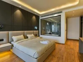 Melange Hotel - Golf course road