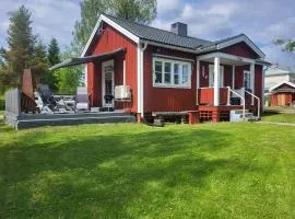 Bäcka Holiday Home
