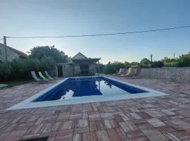 Božini dvori
