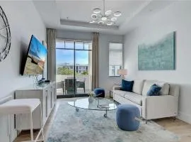 Charming 2 Bedroom Condo in Olde Naples