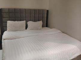 استديو داخل بناية حي النرجس, Hotel in Riad