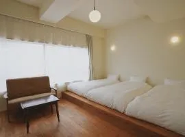sunroom Hotel,Cafe,Bar