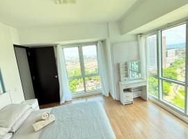 trendy & Reliable Condo unit, מלון בדבאו סיטי