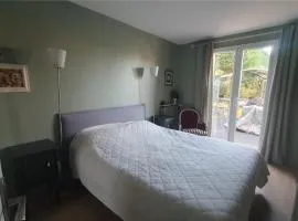 À 2 pas de la forêt