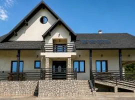 Casa Bucovineana