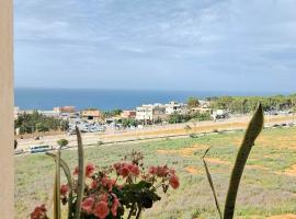 Noces à Tipasa, Dar el Bahr, F3, 10 mins from the beach – hotel w mieście Tipaza