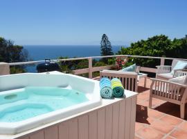 Seabreeze Luxury Two Bedroom Self Catering Penthouse, villa em Simonʼs Town