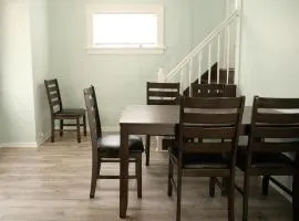 Bright 4-BR Kenosha Home • Sleeps 10 • Laundry