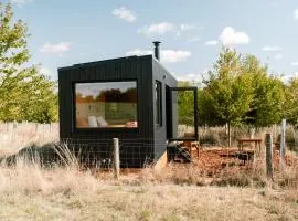 Romantic Cotswolds Cabin In Orchard