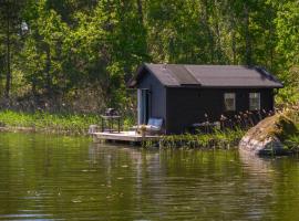 The Floating Lodge, hotel din Linköping