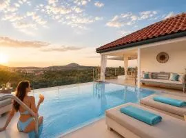 Olive Green Villa Heated Pool
