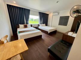 Family Transit Hotel, Hotel in Thach Loi