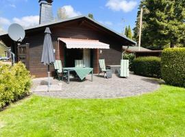 Ferienhaus zwischen Wald und See, hotelli kohteessa Möhnesee