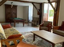 BOISSET, Grande maison familiale avec vue sur les Pyrénées