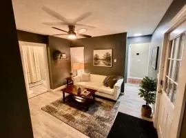 Modern 2BR Near CMMC and downtown