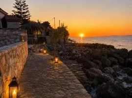 Villa Harmonia II-Seafront Retreat