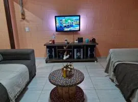 Farm with Private Pool 5 min from Downtown!