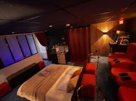 Jacuzzi et Cinéma, Merignac 1