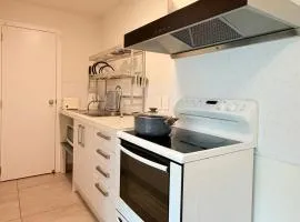2BR Home with Free Parking-5mins walk to Linden station