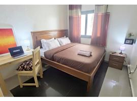 La MAISON BLANCHE - D - CENTRAL - CALME - WIFI - White Butterfly Hotels, хотел в Дакар