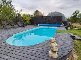 Glamping nad stawem