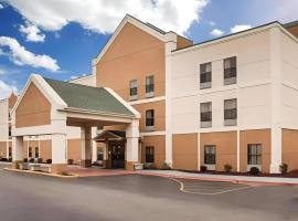 Comfort Inn & Suites Harvey - Chicago Southland, hotel di Harvey
