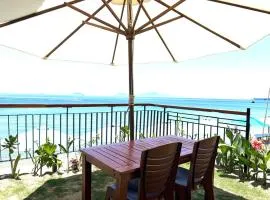 Hidden Beach Bungalow Sea View