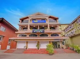 FabHotel Picnic Plaza