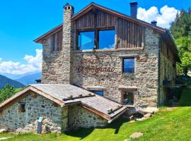 Chalet Cormignano, hotel em Vezza dʼOglio