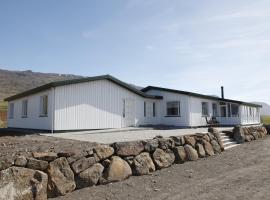 Hofsstadir Farmhouse, hotel ieftin din Hofstaðir