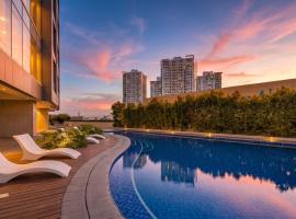 Aeon Towers Private Residential Apartments I Next to Abreeza Ayala Malls I Prime Location l Fast Wifi l Free Pool I Managed by Bleuspace, hotel sa Davao City