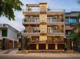 Hotel Diamond Stays Sector 51 Noida
