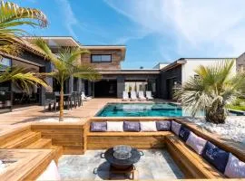 Villa Signature Luxury & Exclusive seaside getaway
