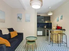 Maison de charme à 200 bord de mer, terrasse, jardin- Lesclesdenicole