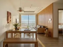Family Suite - Workspace - Landmark 1 - Ecopark