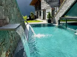The Peak Sölden - Chalets mit Outdoor-Pool